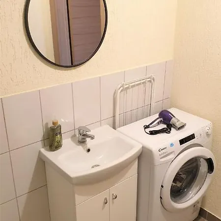 Cosy Studio - Next To Parks And Center! 아파트 *